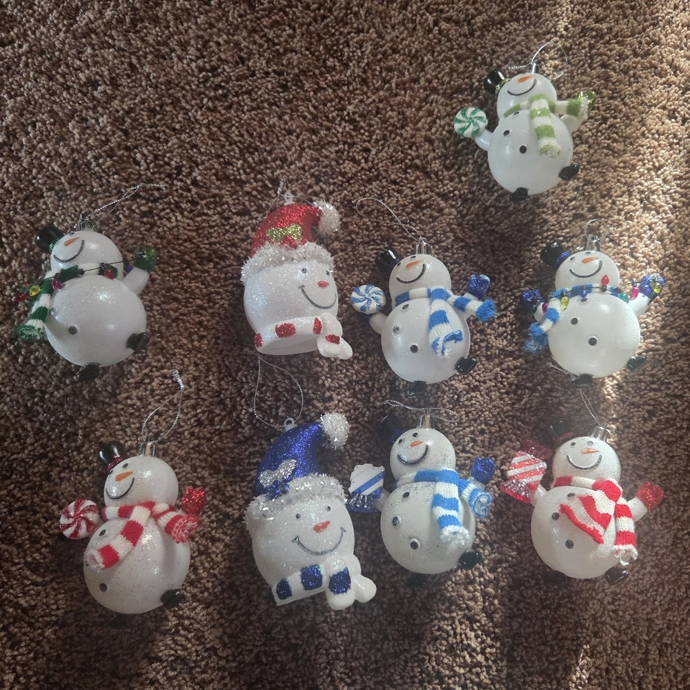 Vintage Festive Snowman Ornaments Set